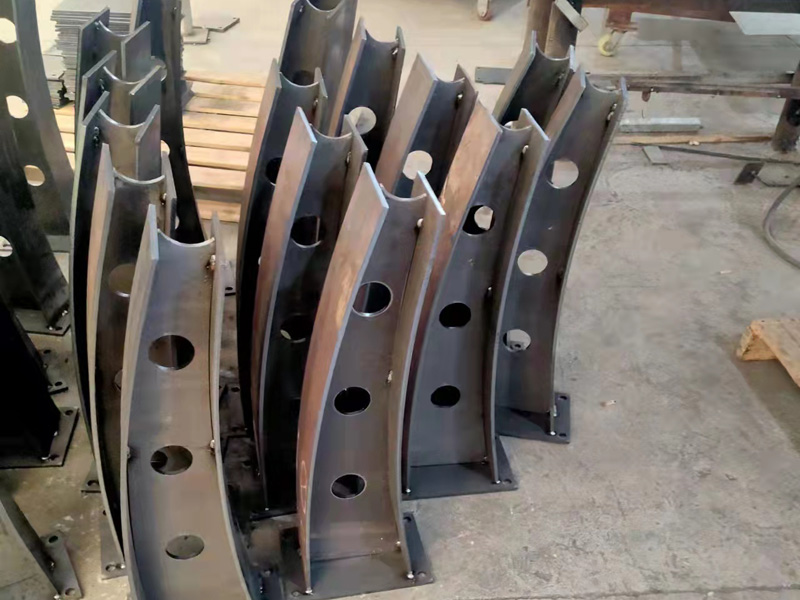 �ְ�����